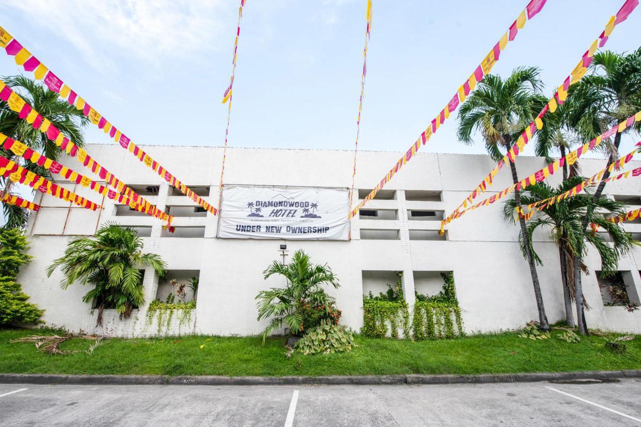 Oyo 432 Diamondwood Hotel Angeles Exterior foto